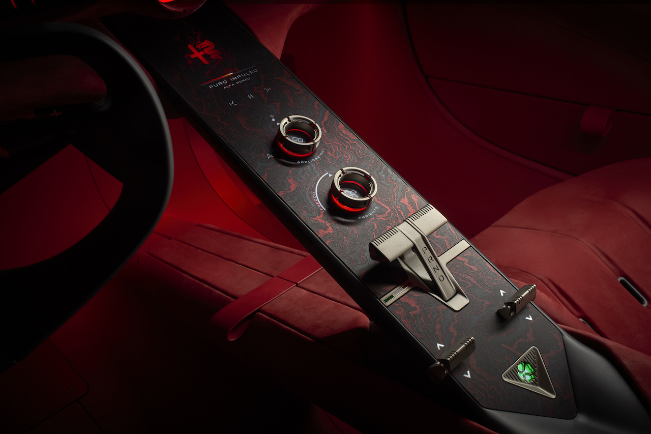 Alfa Romeo Cuorerosso(4)